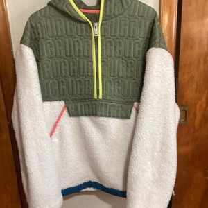 Ugg Sherpa Pullover with hood